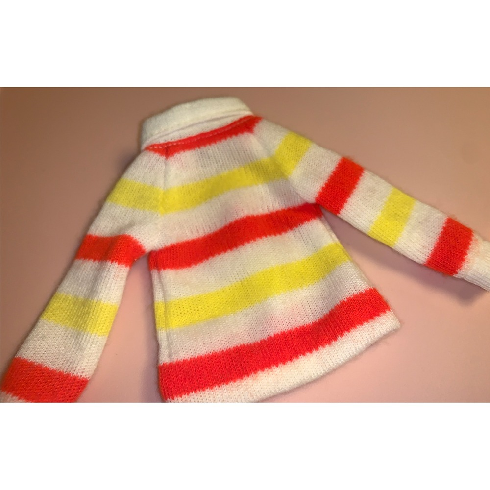 Vintage Barbie Skipper Country Caper #1862 - Sweater Only for the collector